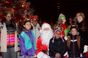 Tree Lighting (Picture 3)